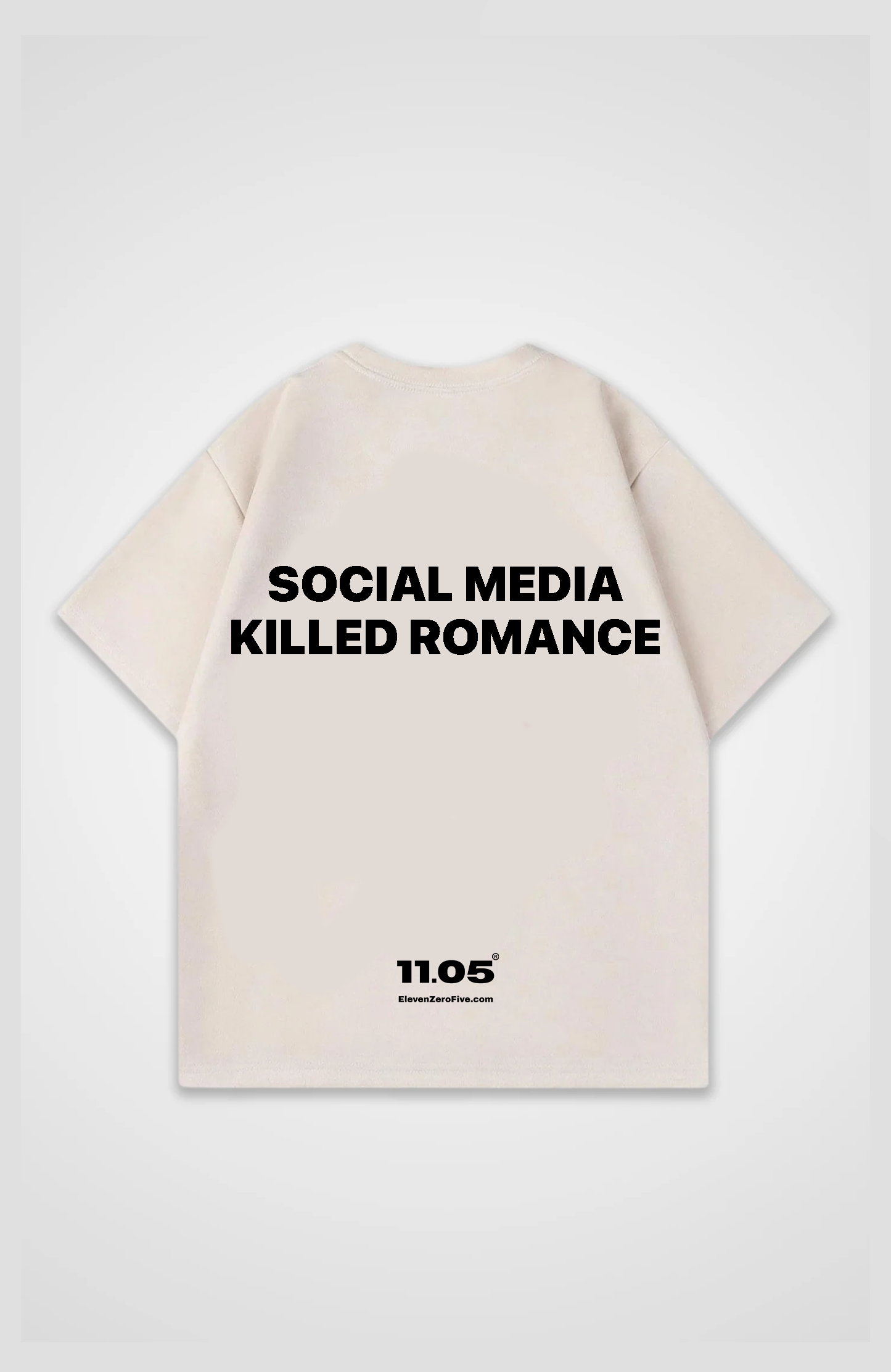 'Social media killed romance' Oversized T-Shirt