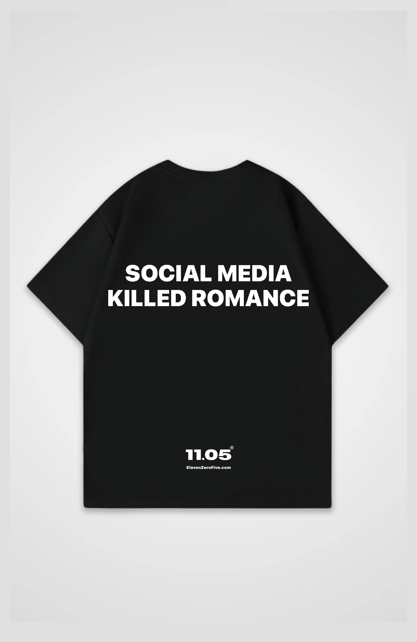 'Social media killed romance' Oversized T-Shirt