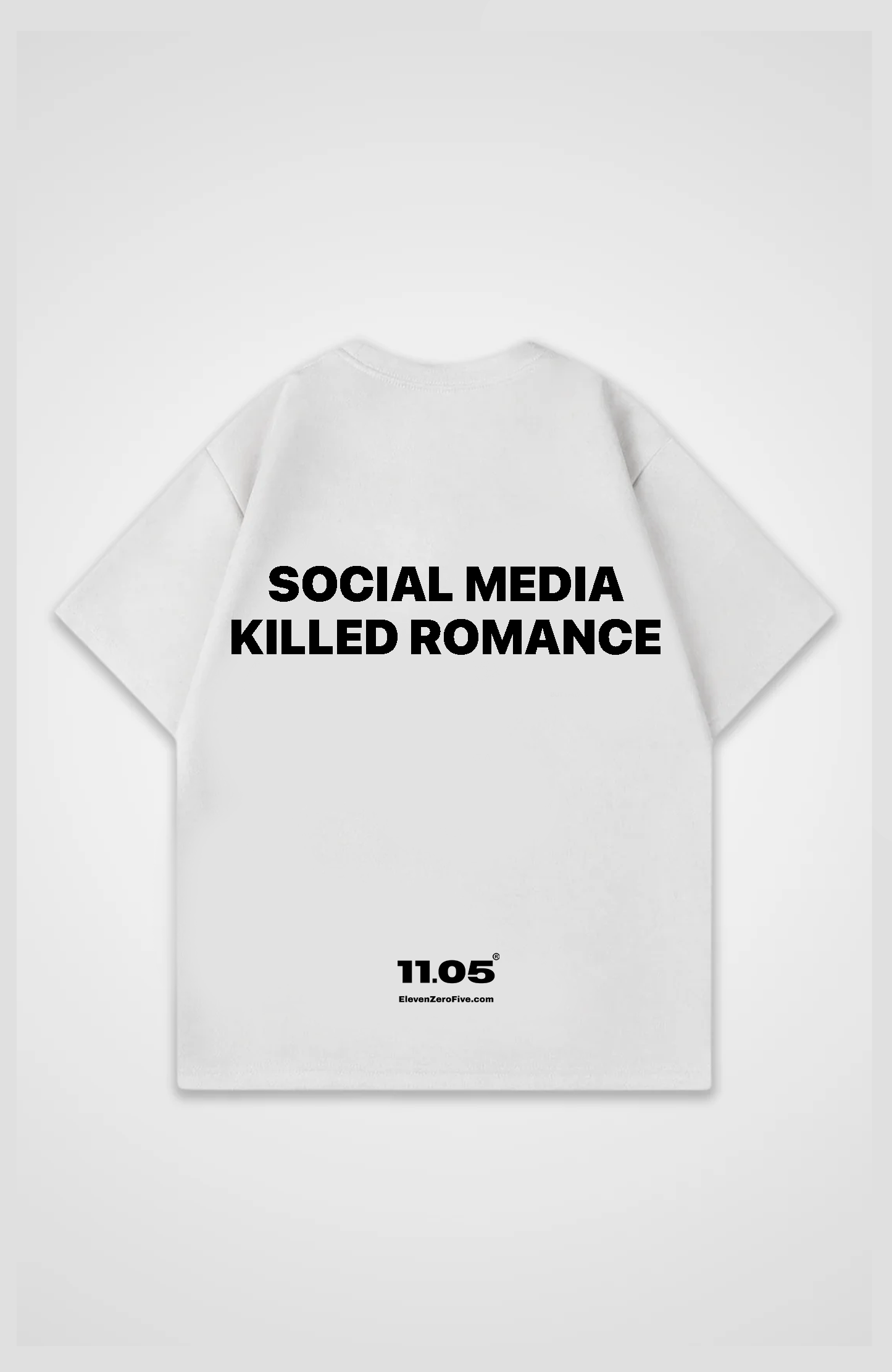 'Social media killed romance' Oversized T-Shirt